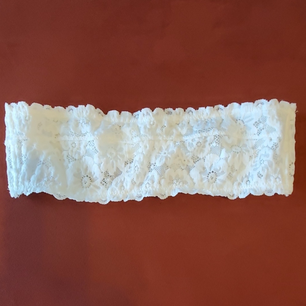 Aerie Happy lace strapless bra 32A